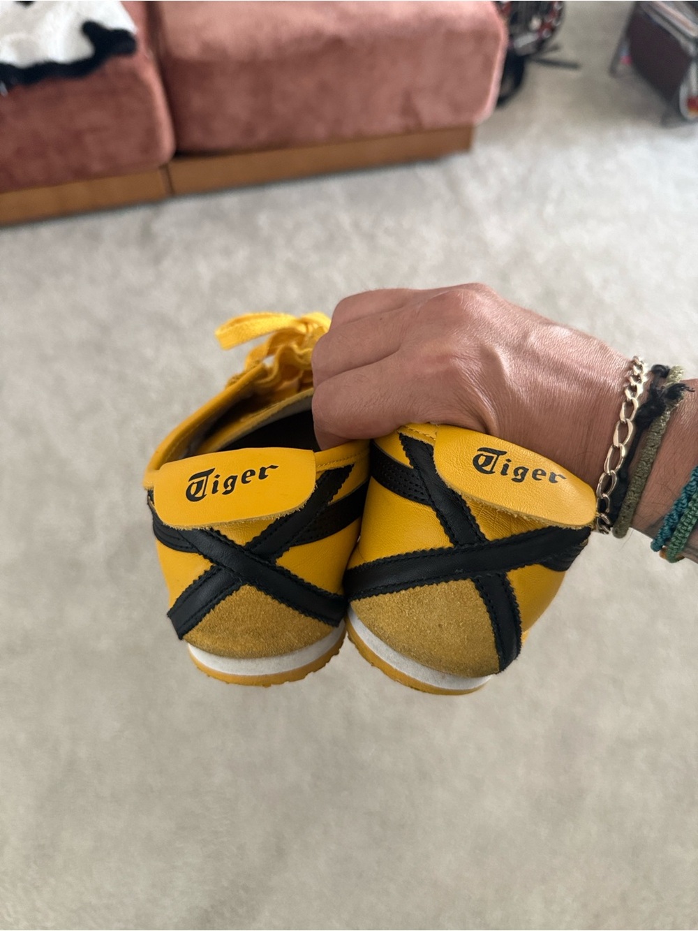 Onitsuka Tiger yellow Men’s Athletic Sneakers with Black Stripes - Picture 6 of 6